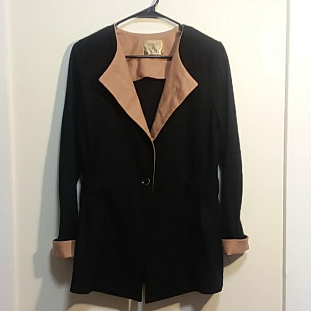 Korean black & camel light coat